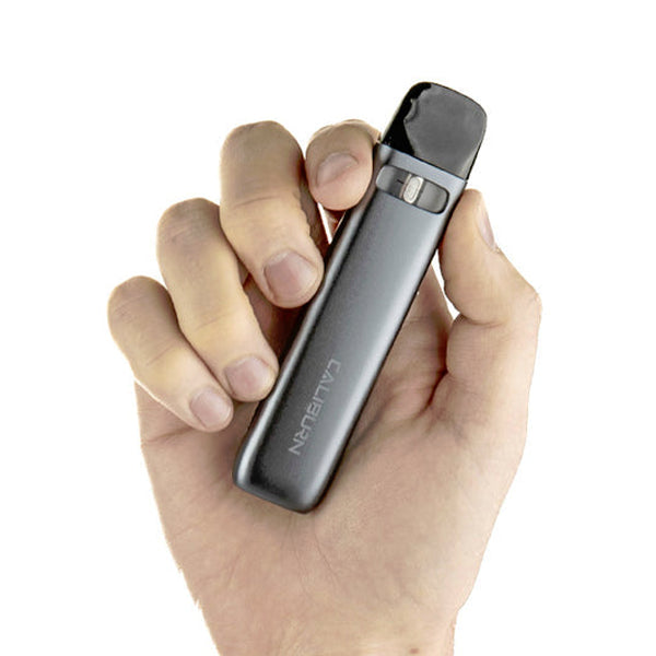 Uwell Caliburn G4 Mini in hand
